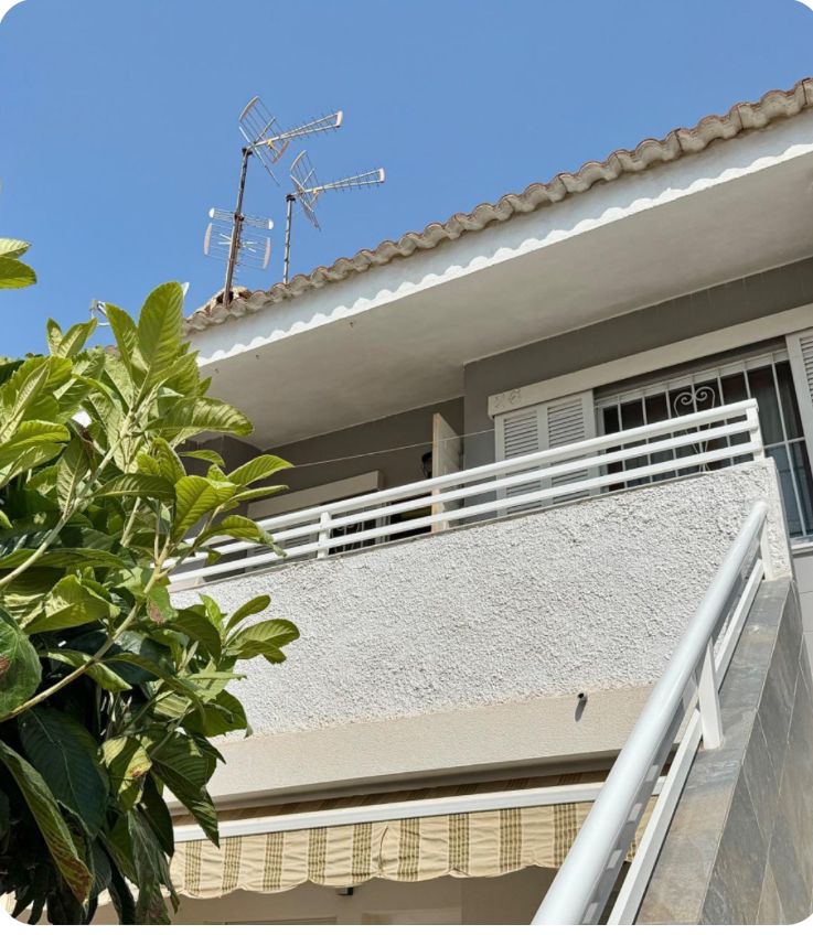 Hoher Bungalow 150 m vom Strand Los Naufragos in Torrevieja entfernt