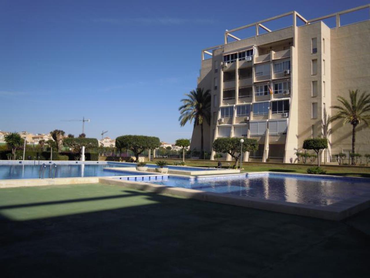 1 bedroom apartment with pool in Torrelamata