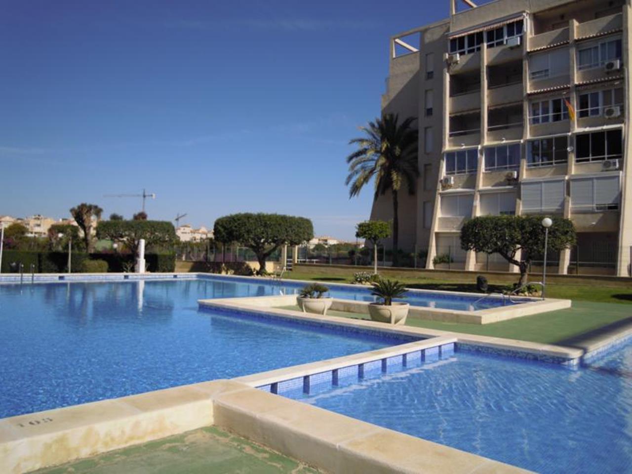 1 bedroom apartment with pool in Torrelamata