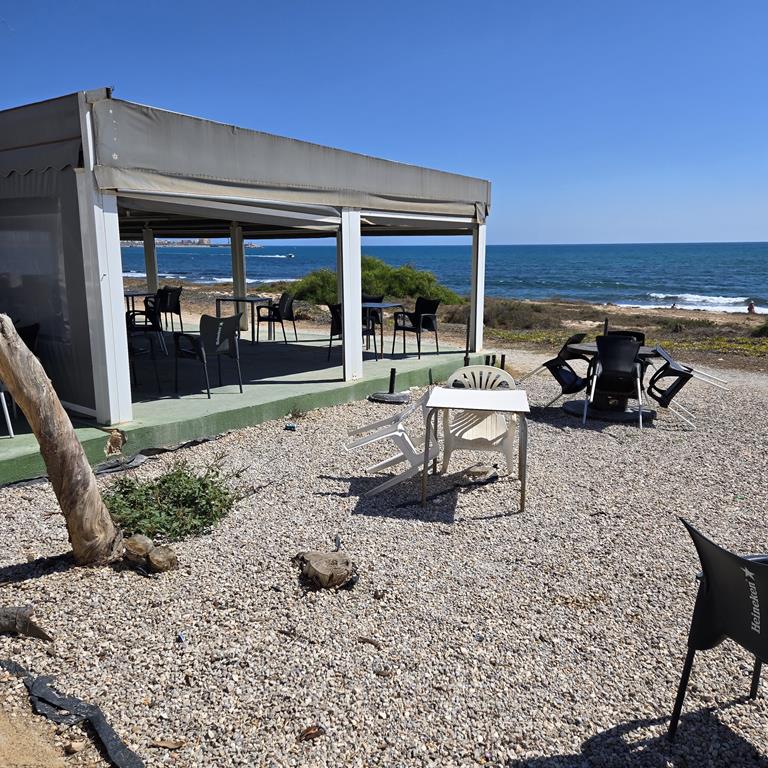 TORREVIEJA-LA VELETA, GRANDE OCCASION APPARTEMENT DEUX CHAMBRES À 100 METRES DE LA MER