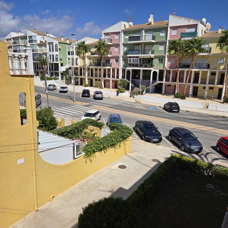 TORREVIEJA-LA VELETA, GREAT OPPORTUNITY TWO BEDROOM APARTMENT 100 METERS FROM THE SEA