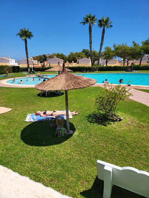 TORREVIEJA-CABO CERVERA, BELLISSIMO BUNGALOW PIANO TERRA A 500 METRI DALLA SPIAGGIA DI LA MATA