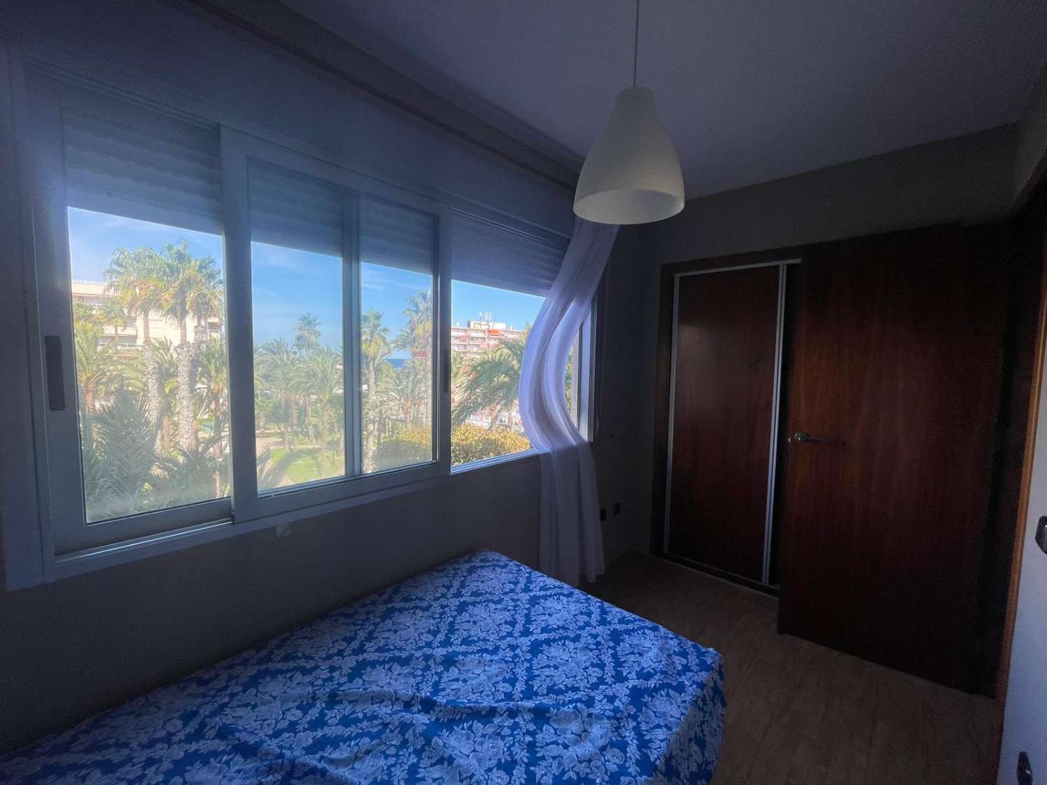 SPEKTAKULÄRE WOHNUNG MIT MEERBLICK IN TORREVIEJA