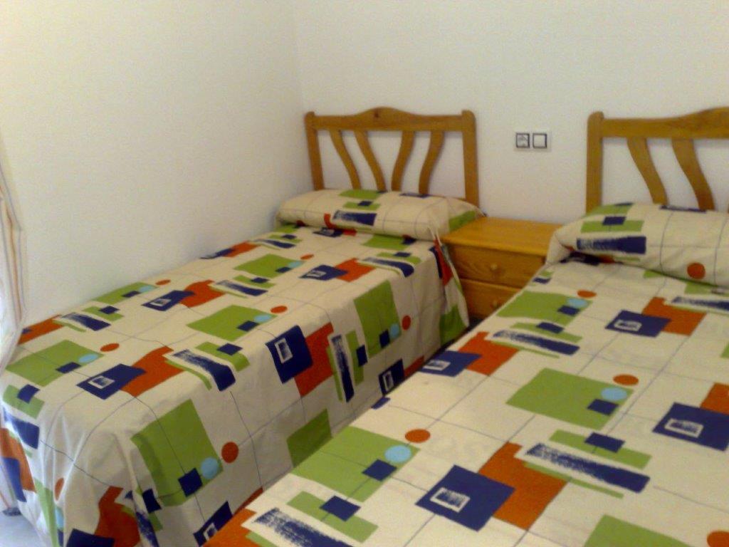 2-Zimmer-Wohnung und Gemeinschaftspool in Torrevieja