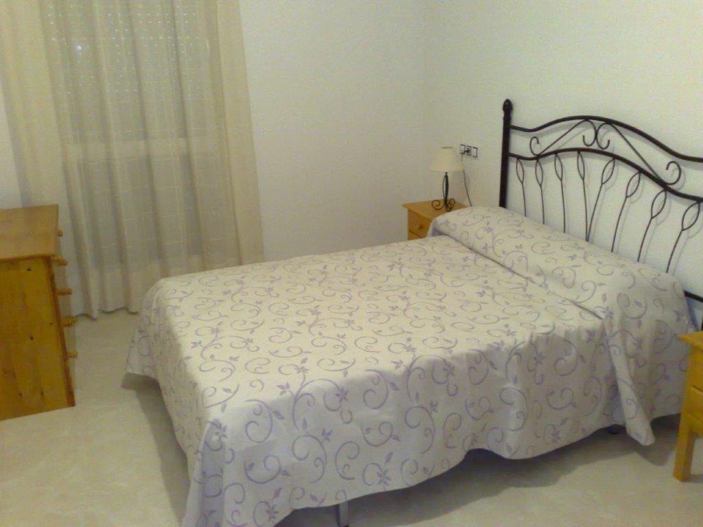 2-Zimmer-Wohnung und Gemeinschaftspool in Torrevieja